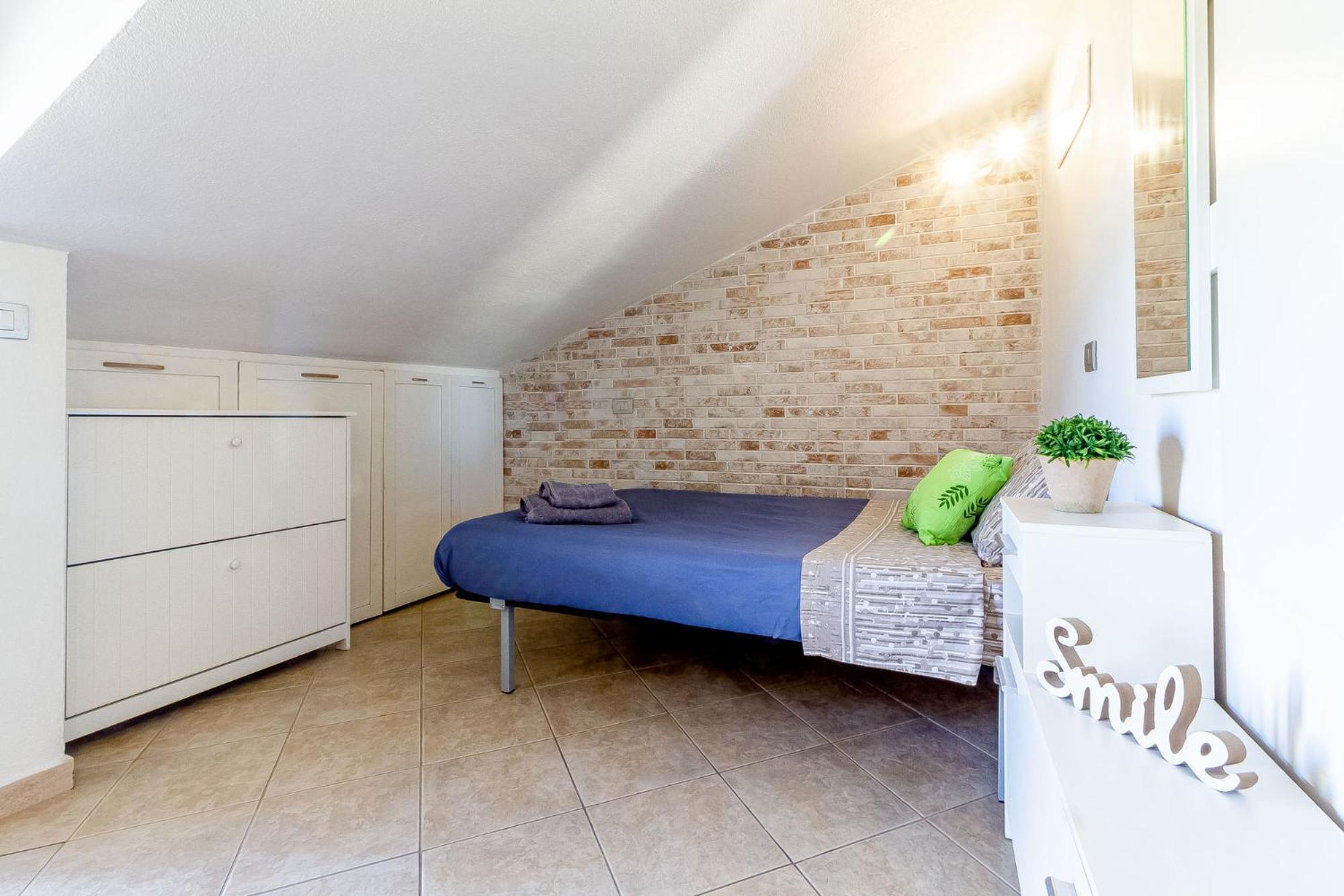 Charlotte Apartment - For Family And Groups Porto Torres Exteriör bild